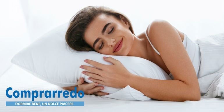 Come lavare i cuscini ingialliti senza rovinarli?